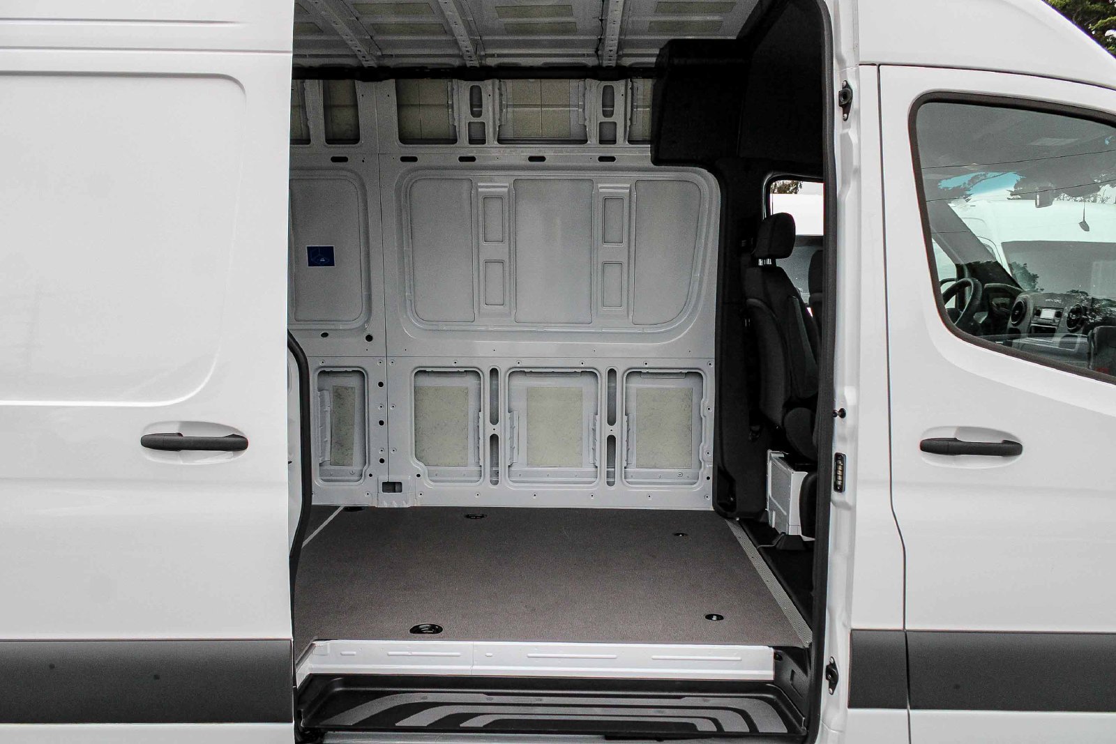 New 2025 Mercedes-Benz Sprinter 2500 image 22