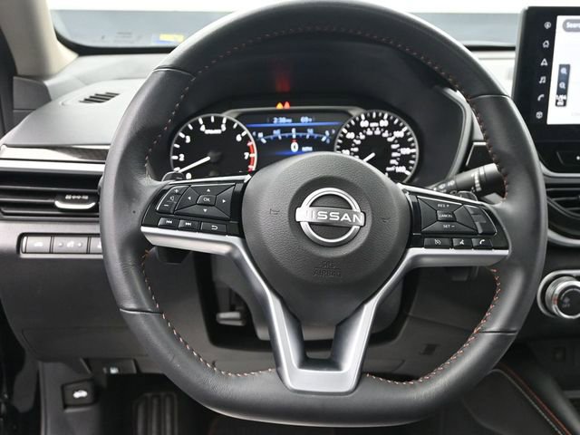 Used 2024 Nissan Altima 2.5 SR w/ SR Premium Package image 12