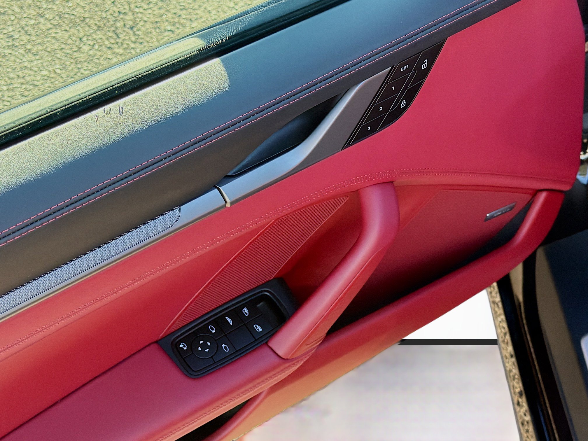 Used 2025 Porsche 911 Carrera image 21