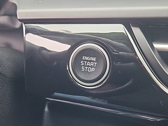 Certified 2024 Kia Seltos X-Line image 22