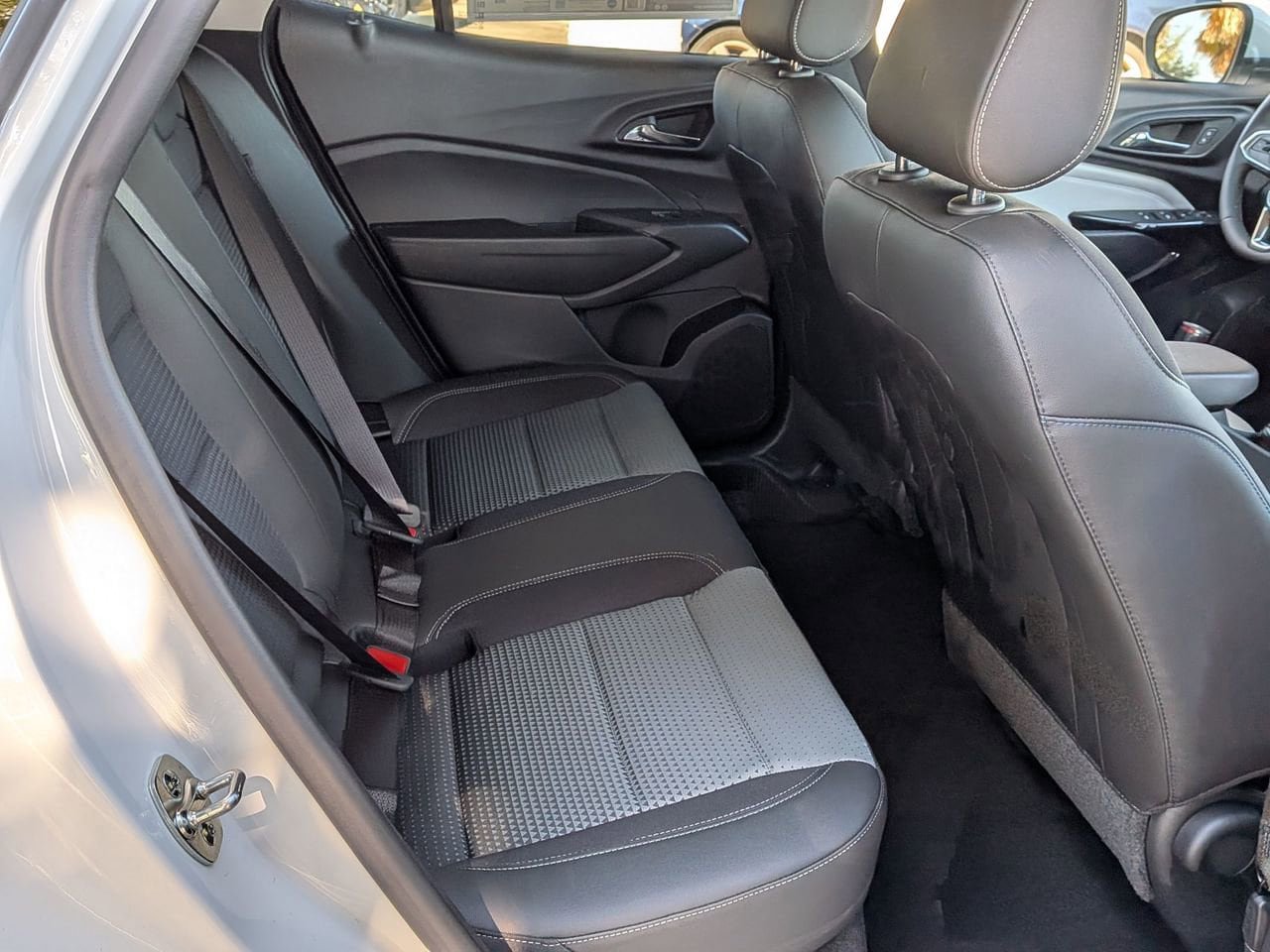 New 2026 Chevrolet Trax LT w/ Driver Confidence Package FWD image 23