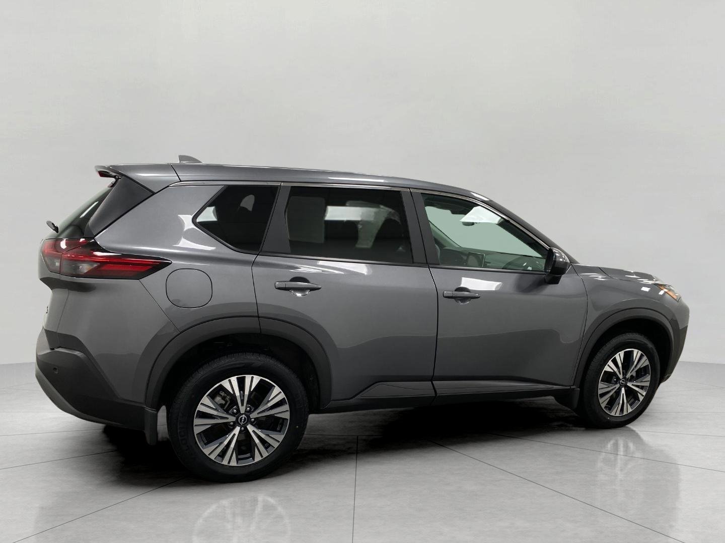 Certified 2023 Nissan Rogue SV image 2