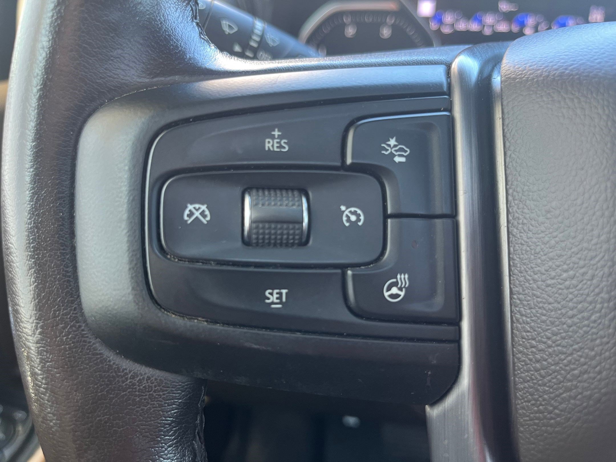 Used 2021 GMC Sierra 3500 Denali w/ Denali Ultimate Package image 18