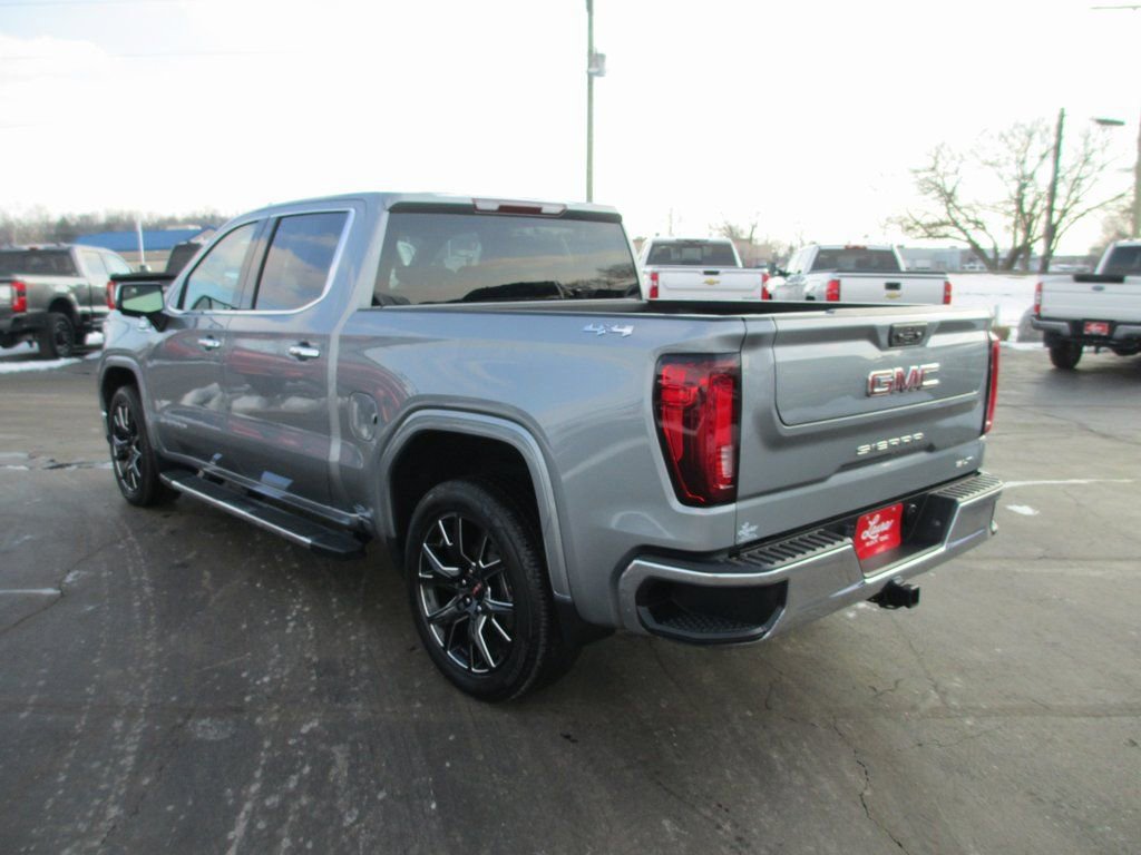 Used 2024 GMC Sierra 1500 SLT image 9