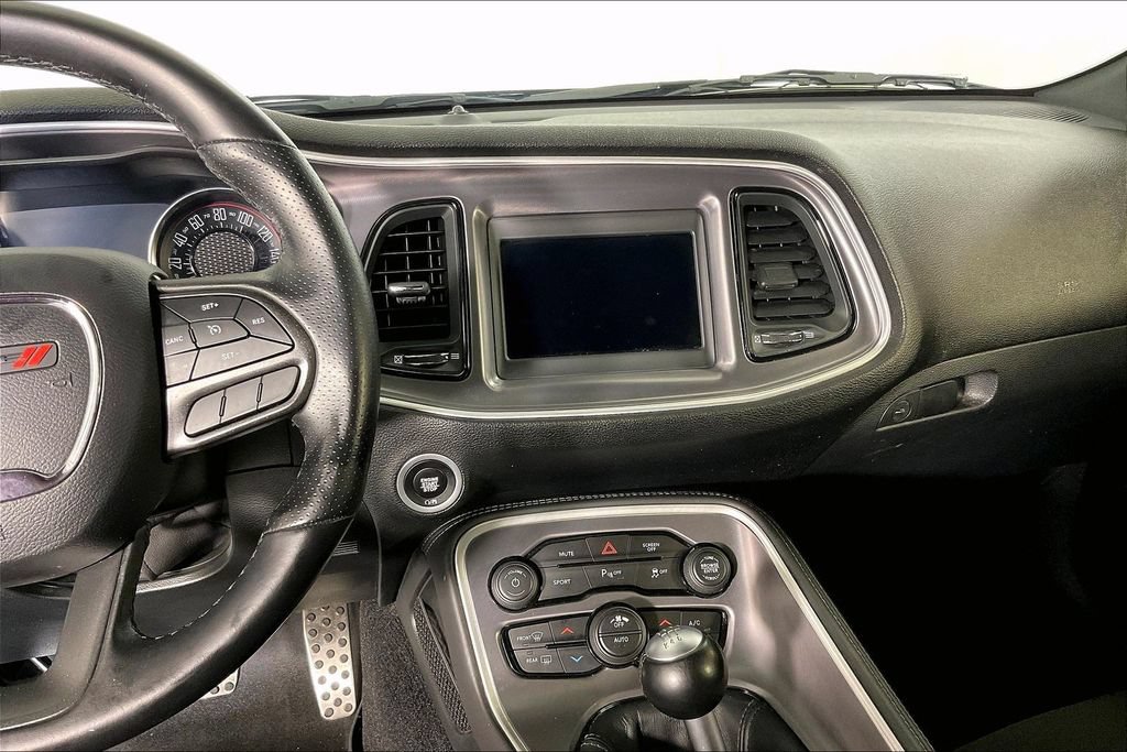 Used 2020 Dodge Challenger R/T RWD image 9