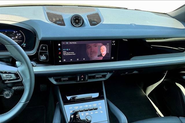 Used 2026 Porsche Cayenne image 15