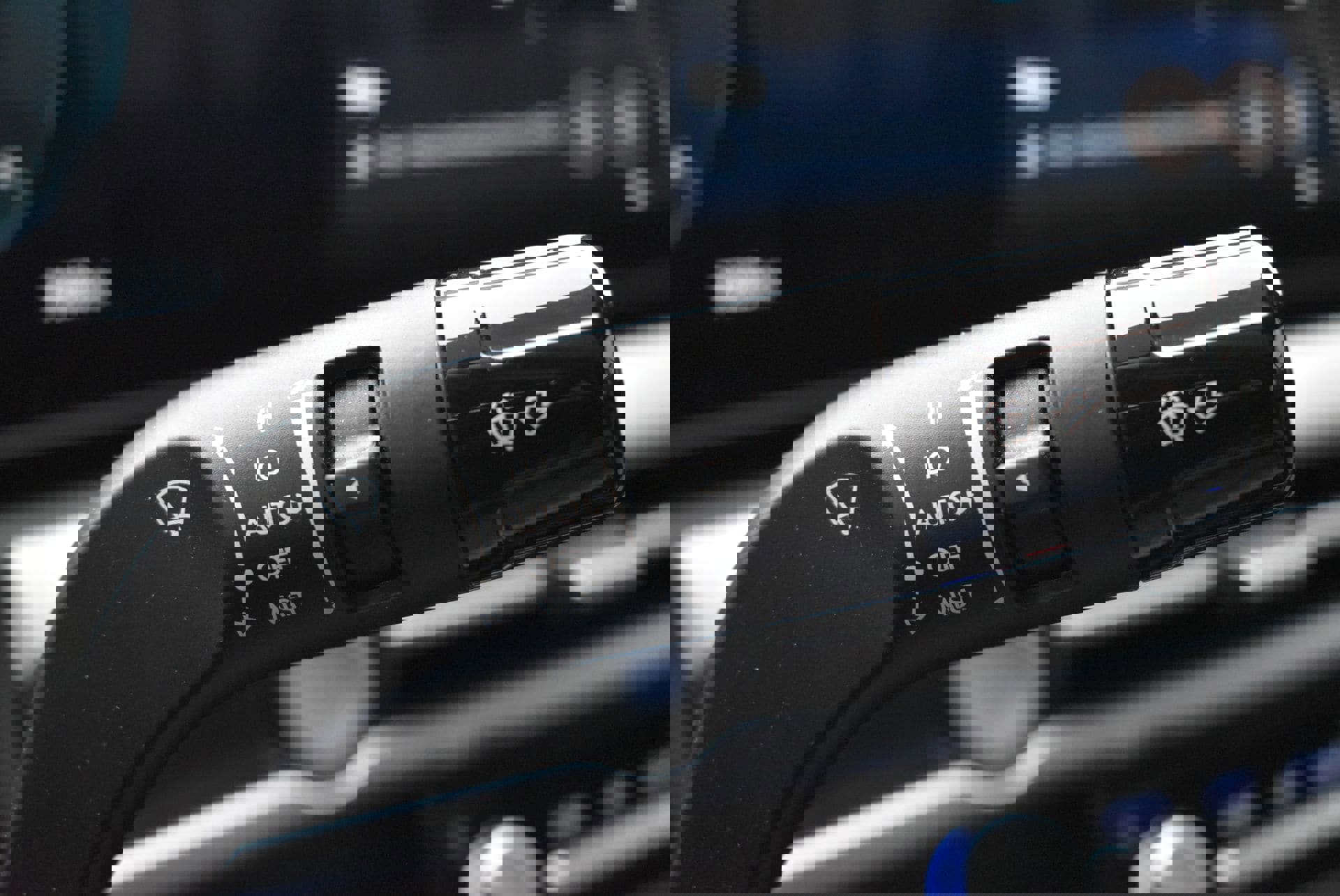 Used 2025 Hyundai Santa Cruz Limited image 25