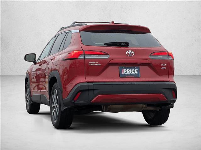 Used 2024 Toyota Corolla Cross XLE w/ Convenience Package image 8