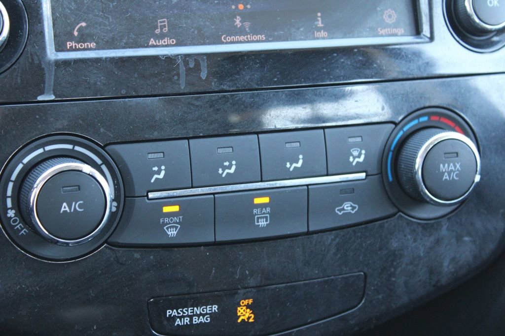 Used 2019 Nissan Rogue Sport S image 32