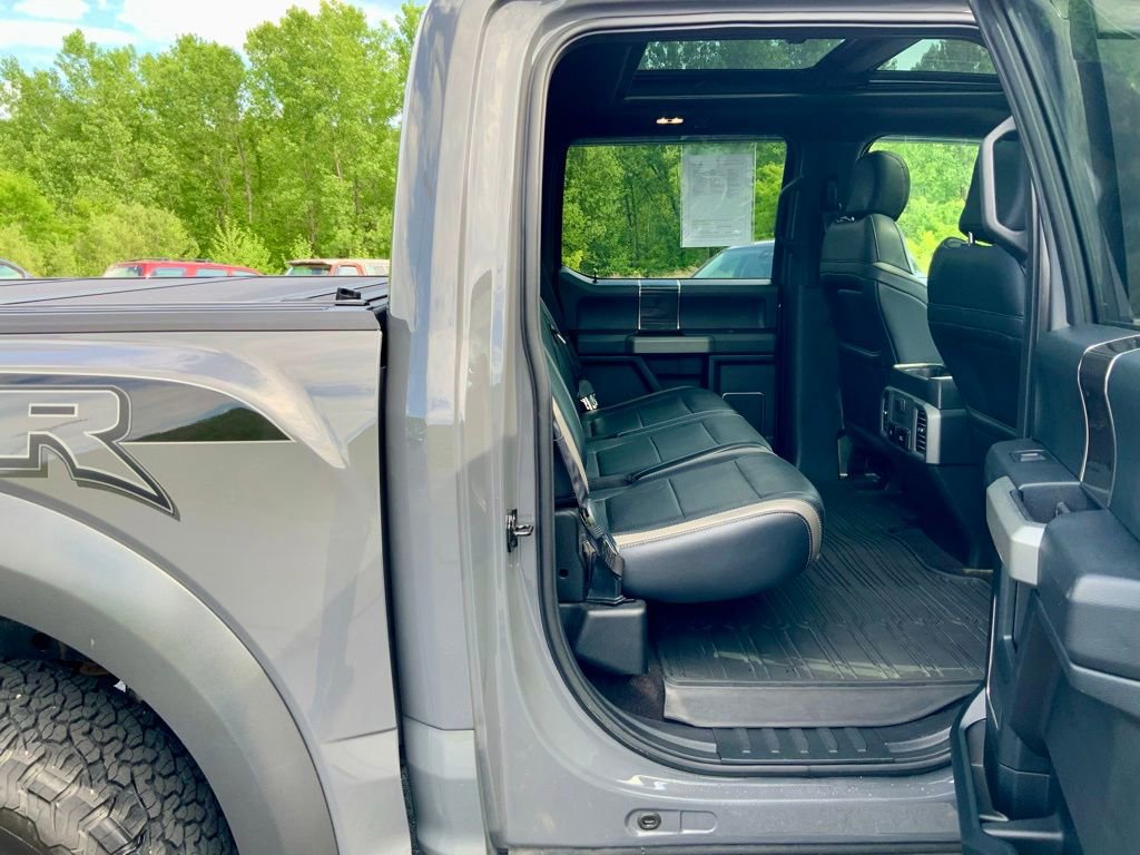 Used 2018 Ford F150 Raptor w/ Equipment Group 802A Luxury AWD/4WD image 27
