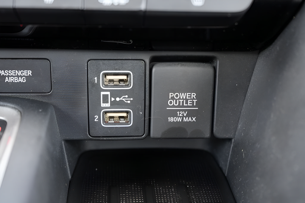 Used 2019 Honda Insight Touring image 31