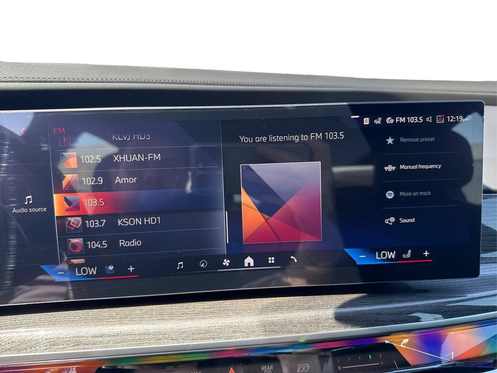 New 2026 BMW 750e xDrive AWD/4WD image 21