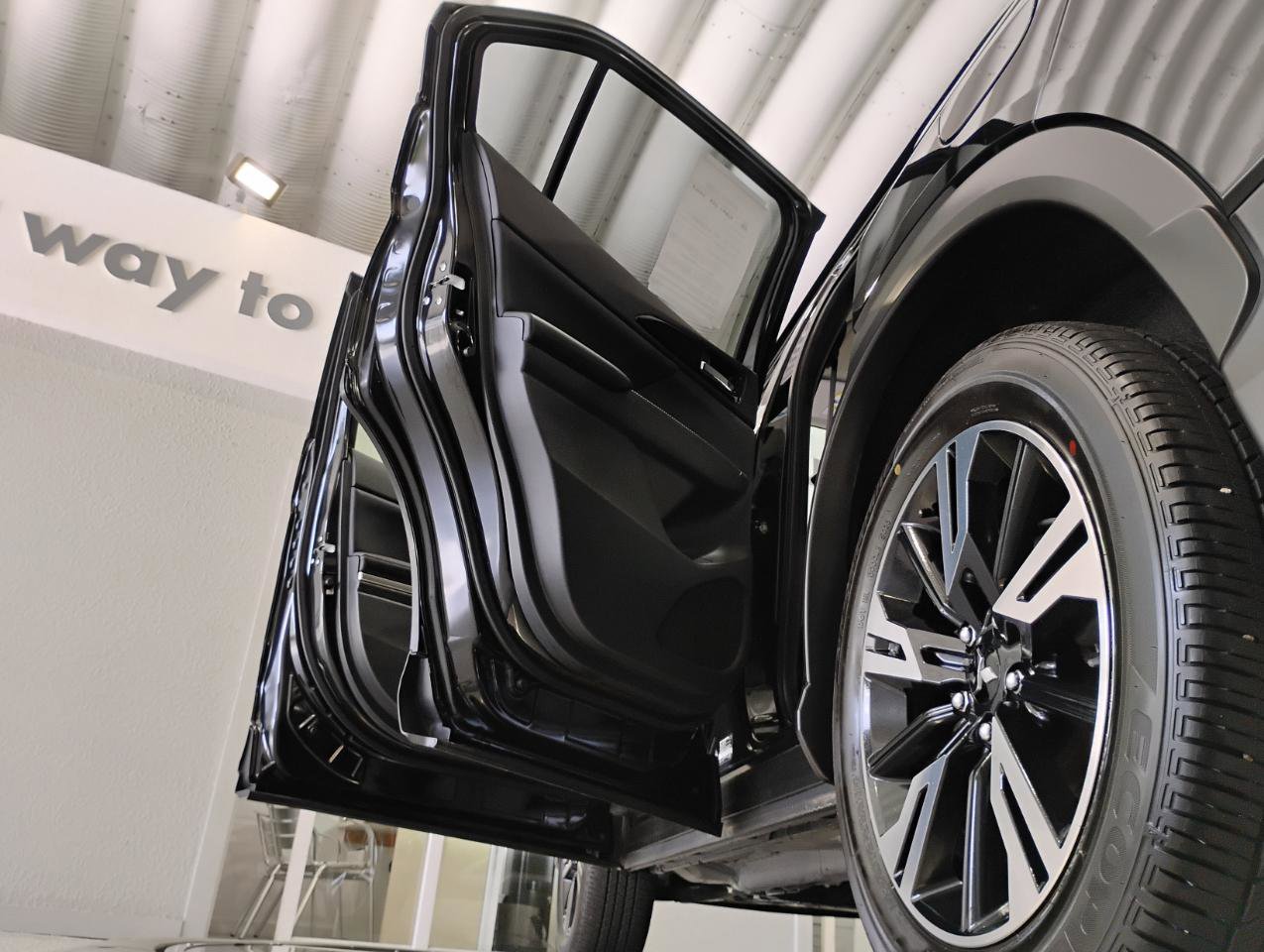 Used 2024 Mitsubishi Eclipse Cross SE image 29