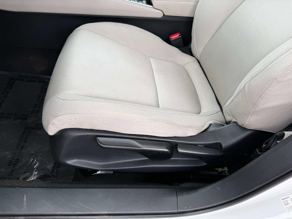 Used 2018 Honda Accord LX image 12