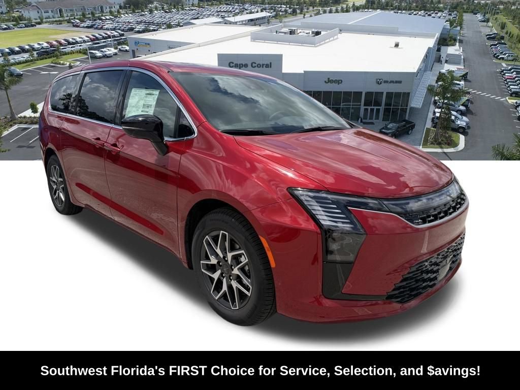New 2027 Chrysler Pacifica Limited FWD image 2