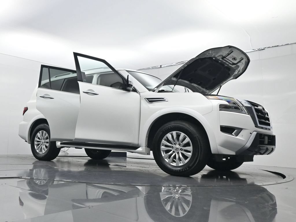 Used 2024 Nissan Armada SV RWD image 28