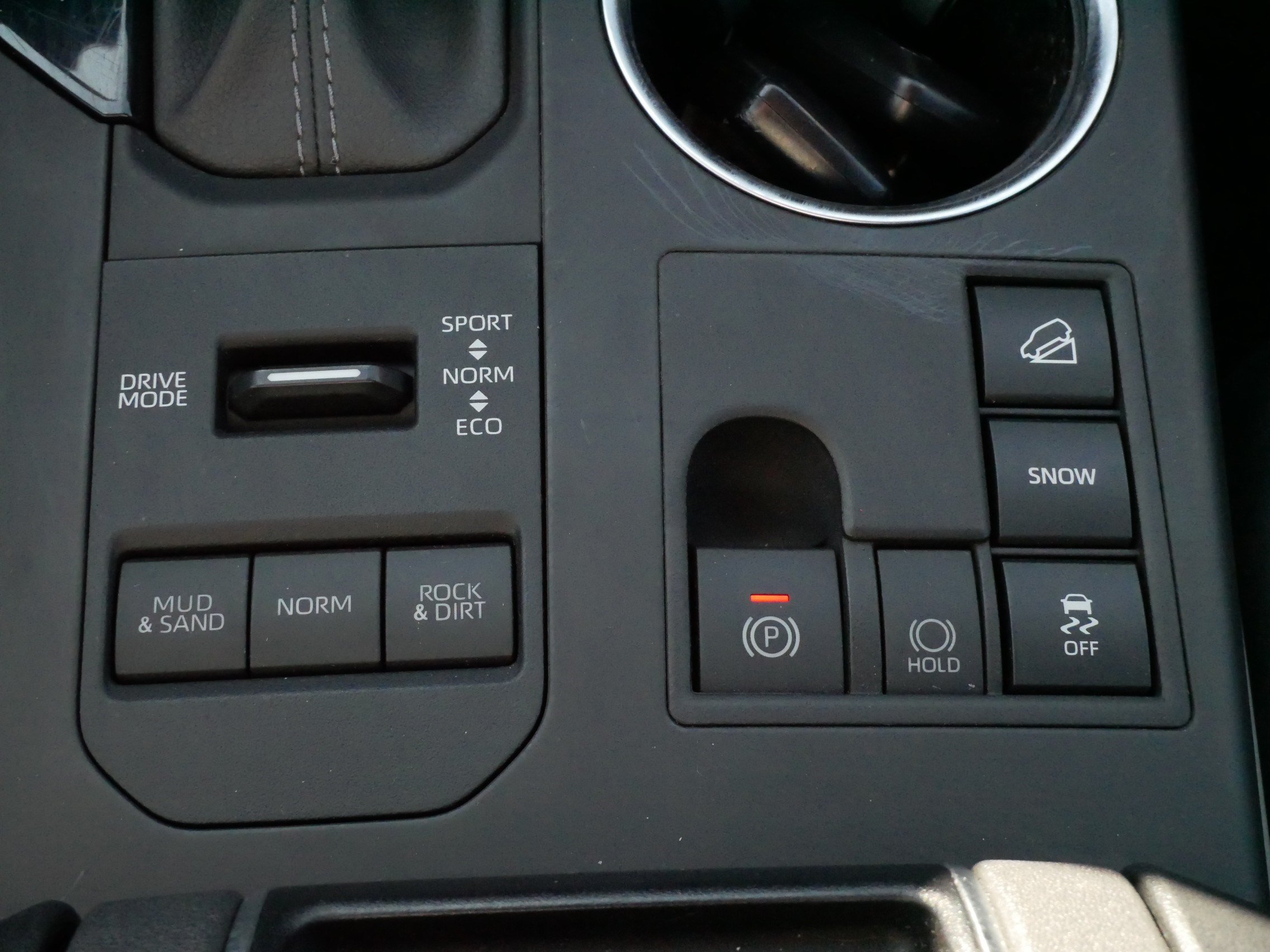 Certified 2024 Toyota Highlander LE AWD/4WD image 27