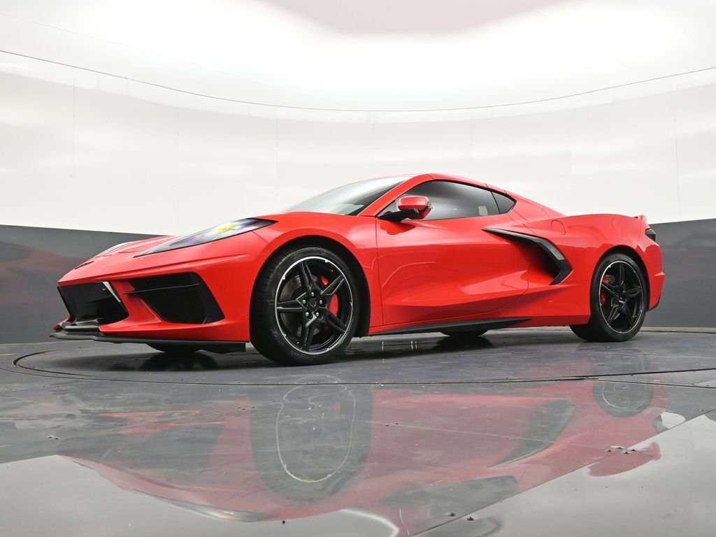 Used 2021 Chevrolet Corvette Stingray Premium Cpe w/ Z51 Performance Package RWD image 22