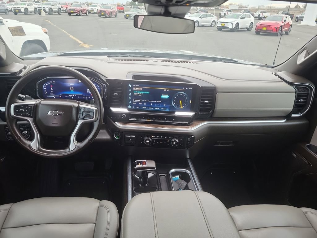 Used 2023 Chevrolet Silverado 1500 RST w/ Redline Edition image 15