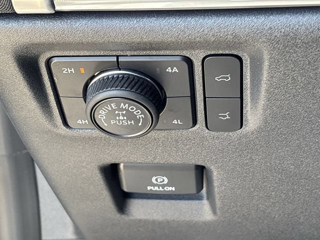 Used 2026 Ford Expedition Tremor AWD/4WD image 19