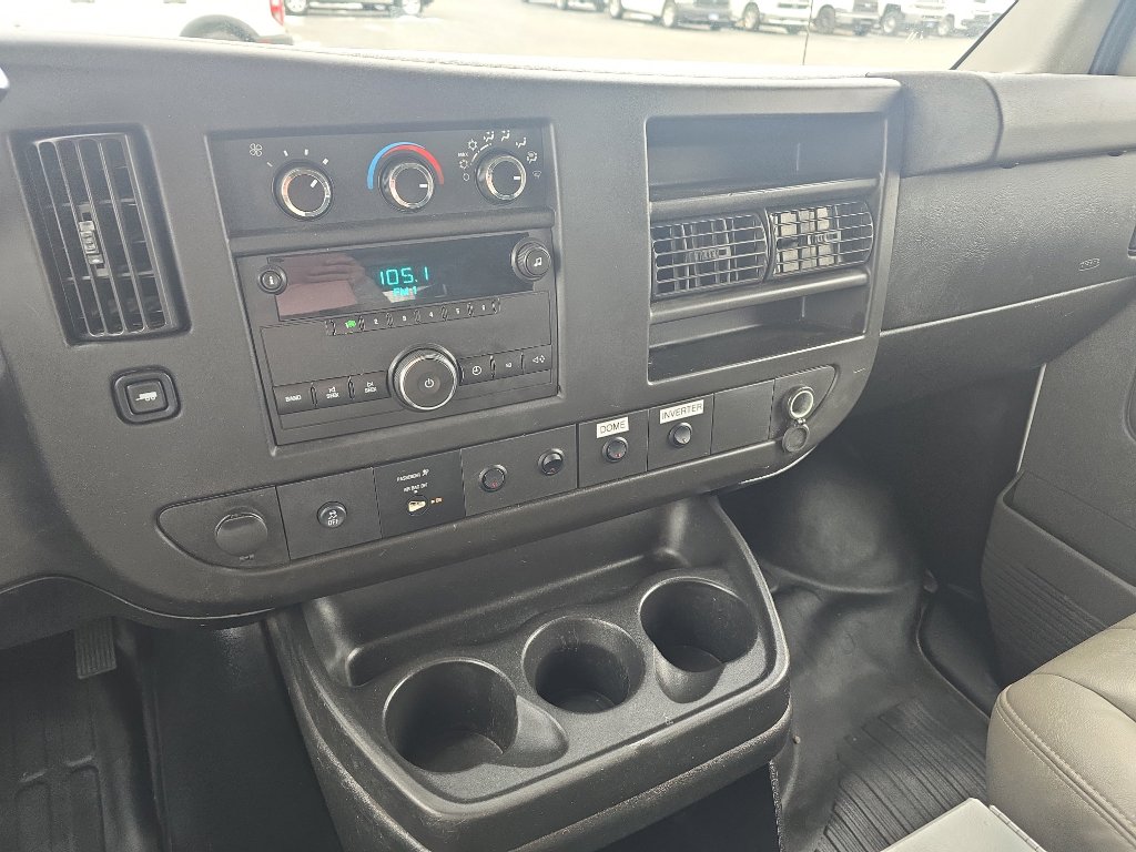 Used 2013 Chevrolet Express 2500 image 25