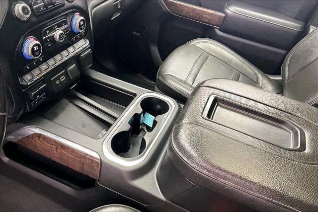Used 2020 GMC Sierra 3500 Denali w/ Denali Ultimate Package image 15
