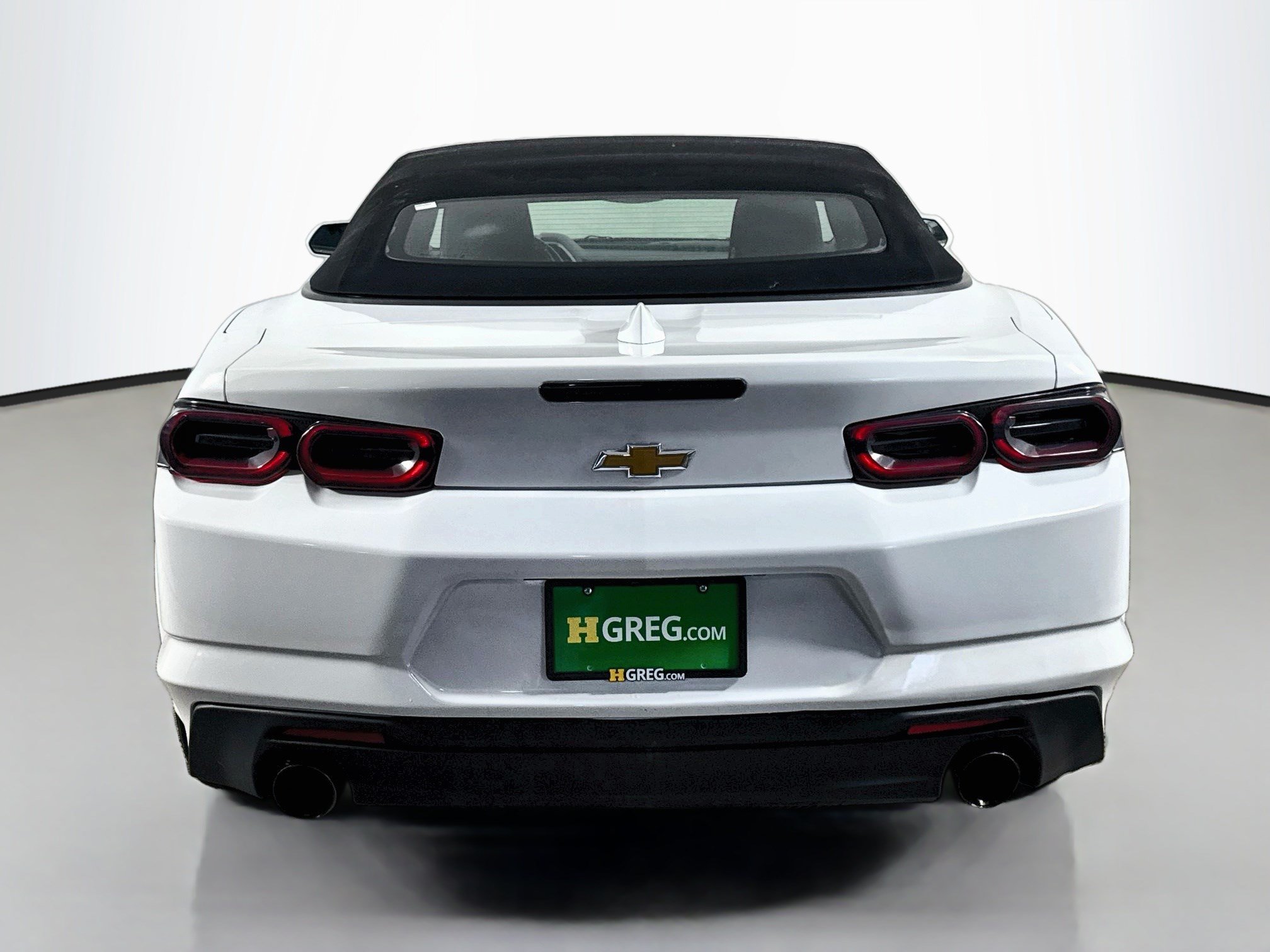 Used 2019 Chevrolet Camaro LT RWD image 8