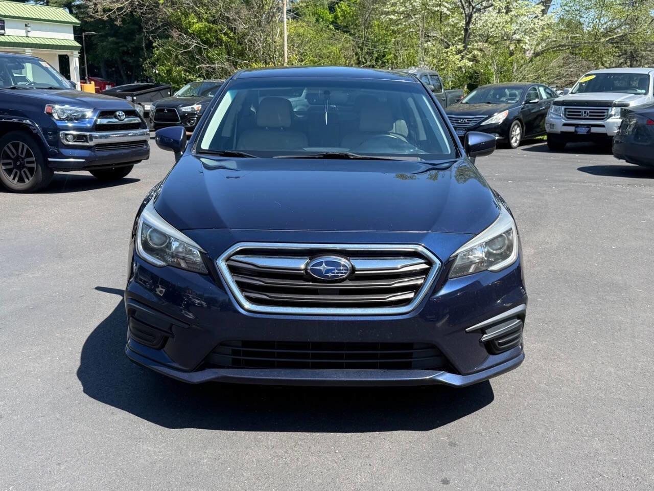 Used 2018 Subaru Legacy 2.5i Premium w/ Popular Package #1 AWD/4WD image 3