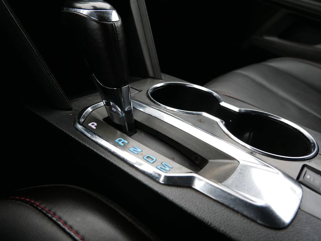 Used 2016 Chevrolet Equinox LTZ w/ Enhanced Convenience Package image 21