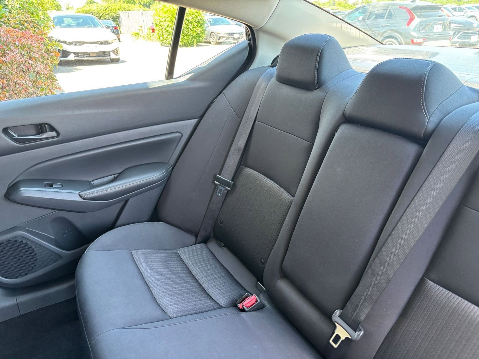 Used 2025 Nissan Altima 2.5 SV FWD image 40