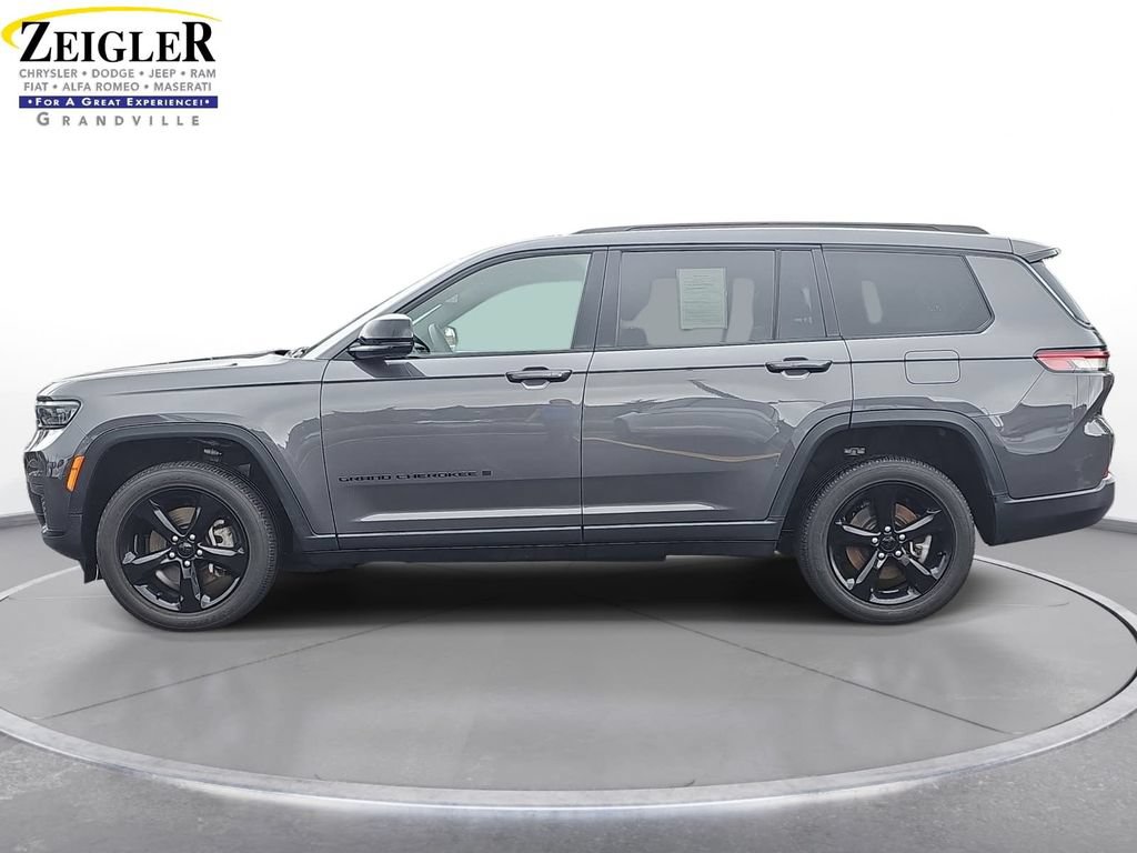 Used 2023 Jeep Grand Cherokee L Laredo AWD/4WD image 8