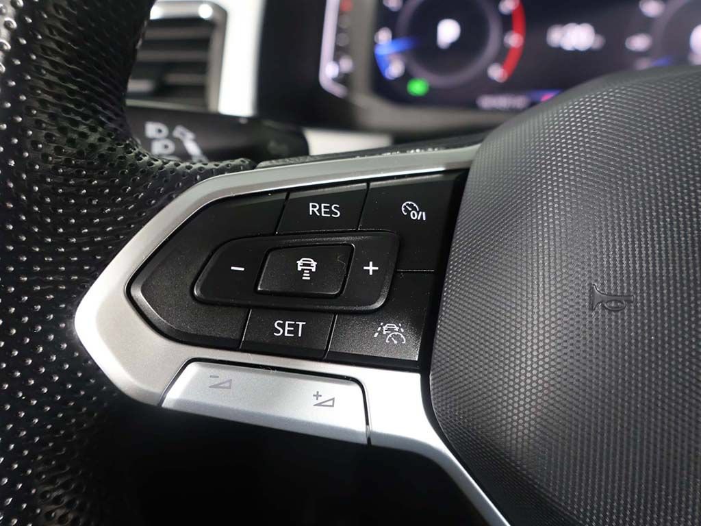 Used 2023 Volkswagen Atlas SEL Premium AWD/4WD image 45