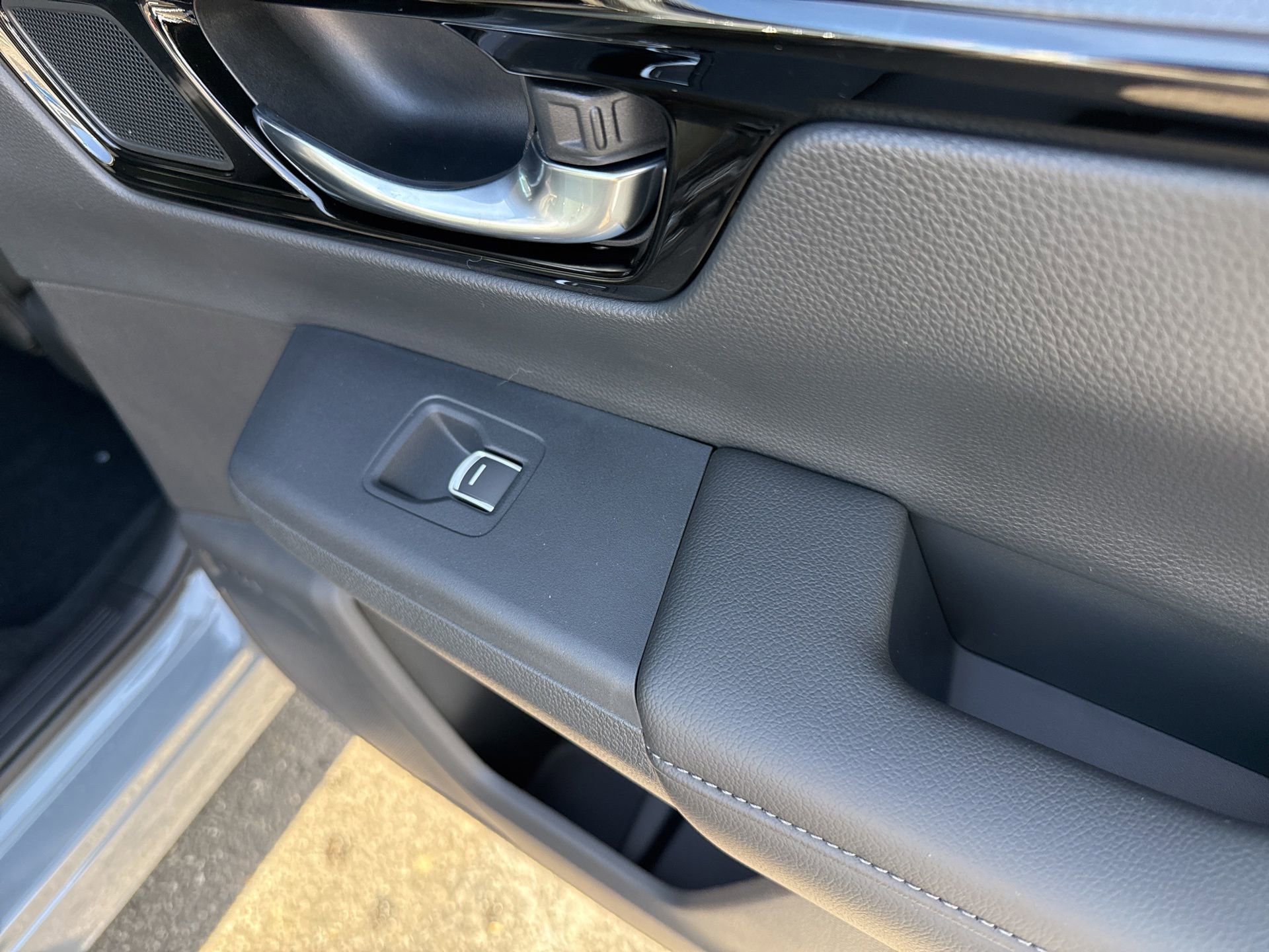 New 2026 Honda CR-V EX-L image 21