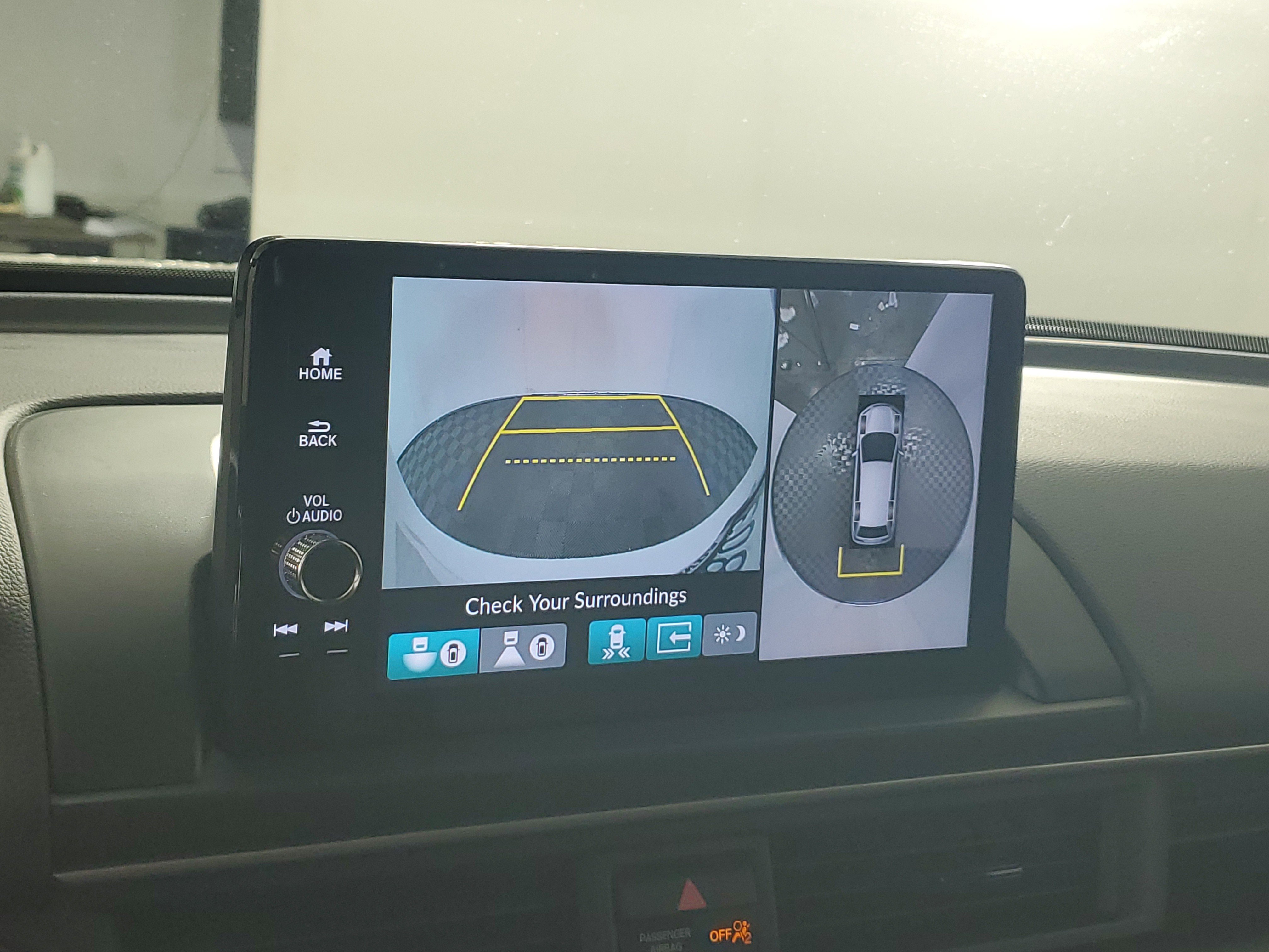 Certified 2025 Honda Pilot Black Edition image 18