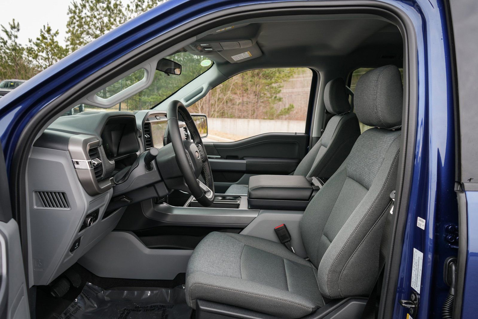 New 2026 Ford F150 XLT w/ XLT Chrome Appearance Package image 14