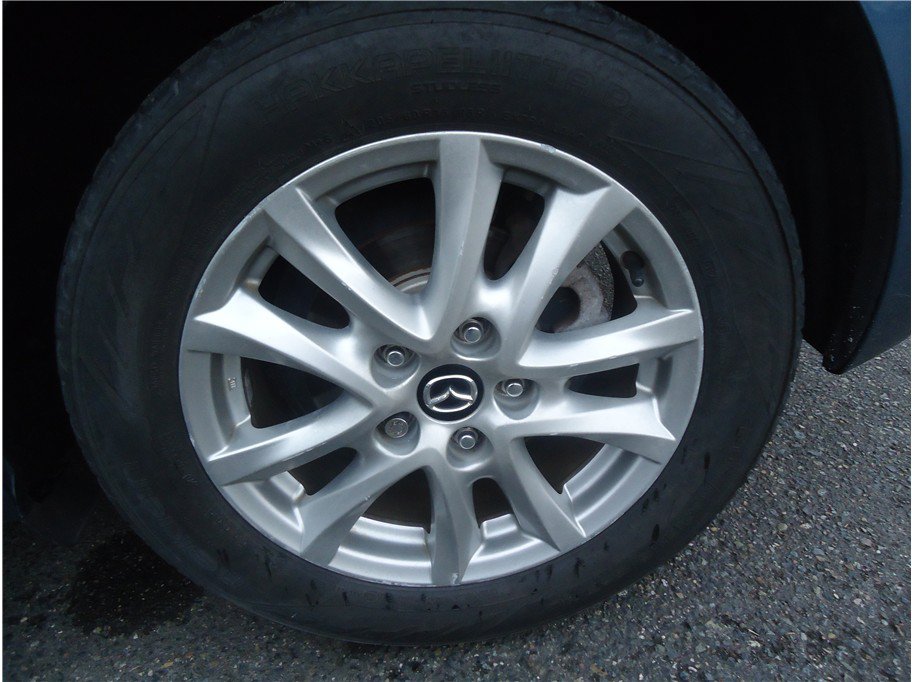 Used 2014 MAZDA MAZDA3 i Touring w/ Technology Package FWD image 30