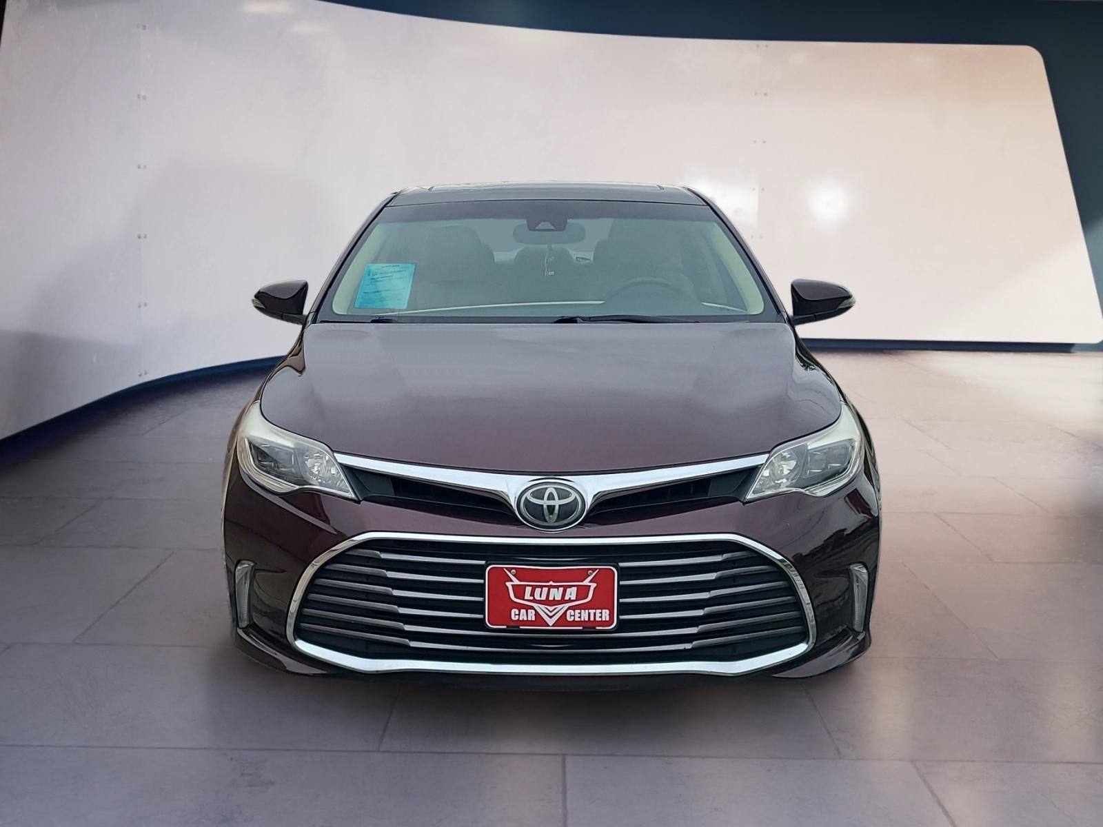 Used 2018 Toyota Avalon XLE Premium FWD image 8