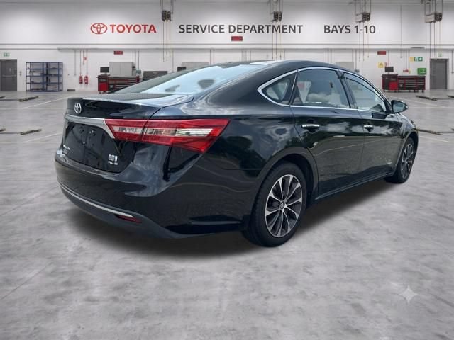Used 2018 Toyota Avalon XLE Premium FWD image 8
