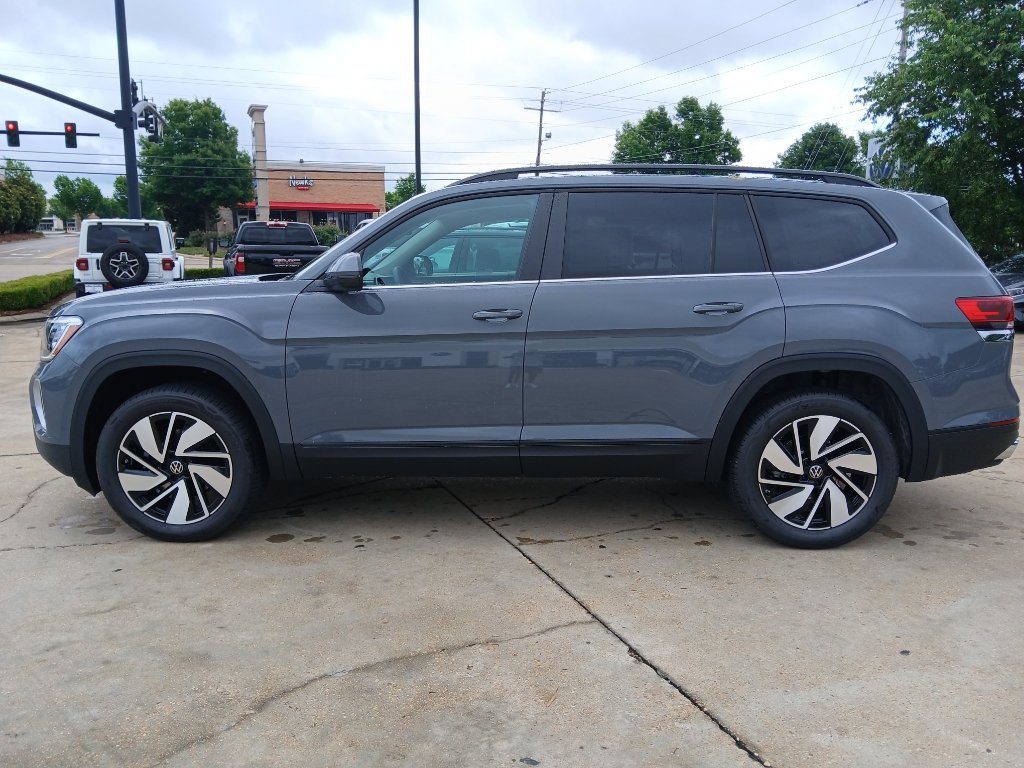 New 2026 Volkswagen Atlas SE FWD image 4