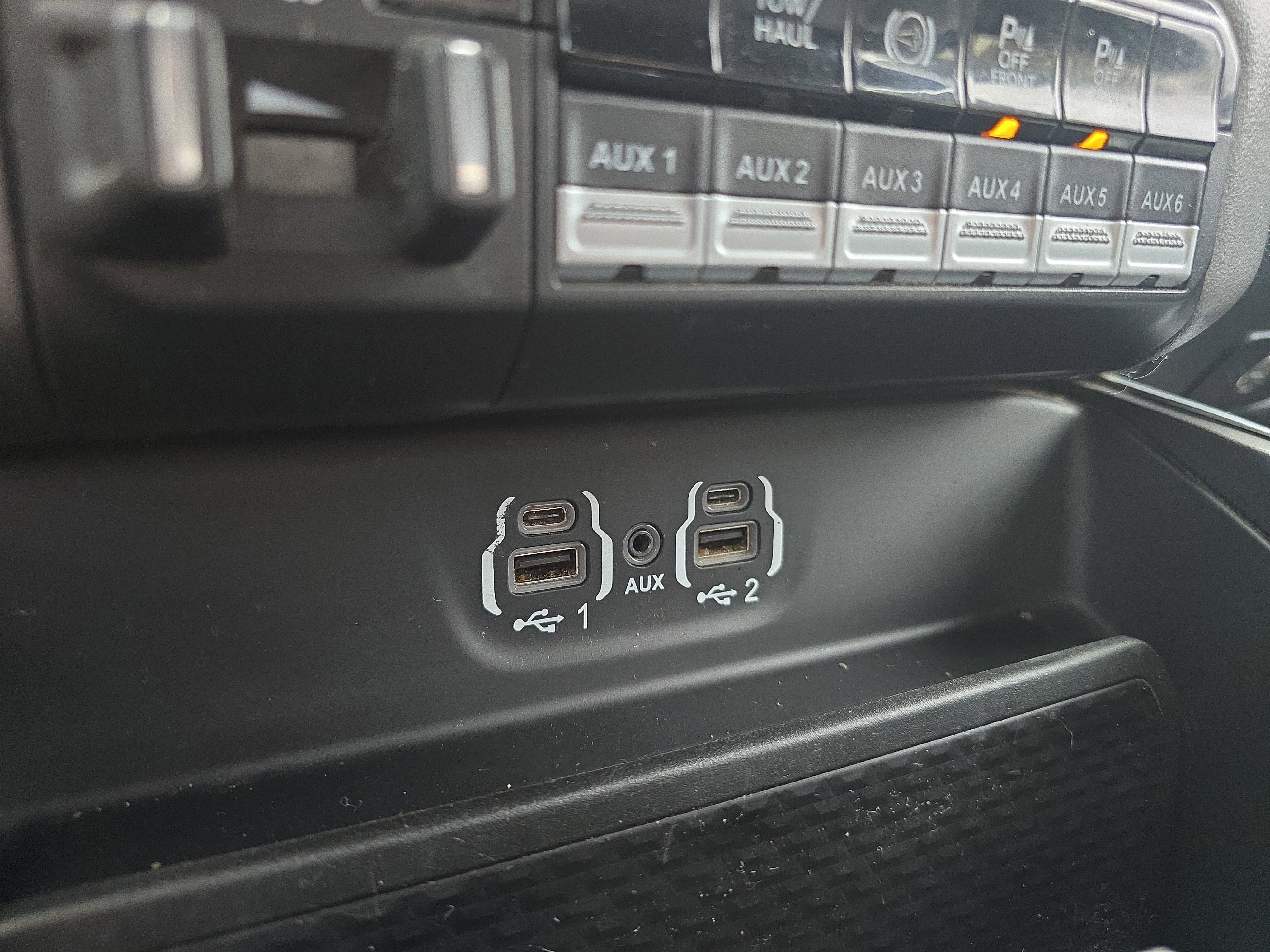 Used 2021 RAM 3500 Big Horn w/ Level 2 Equipment Group image 33