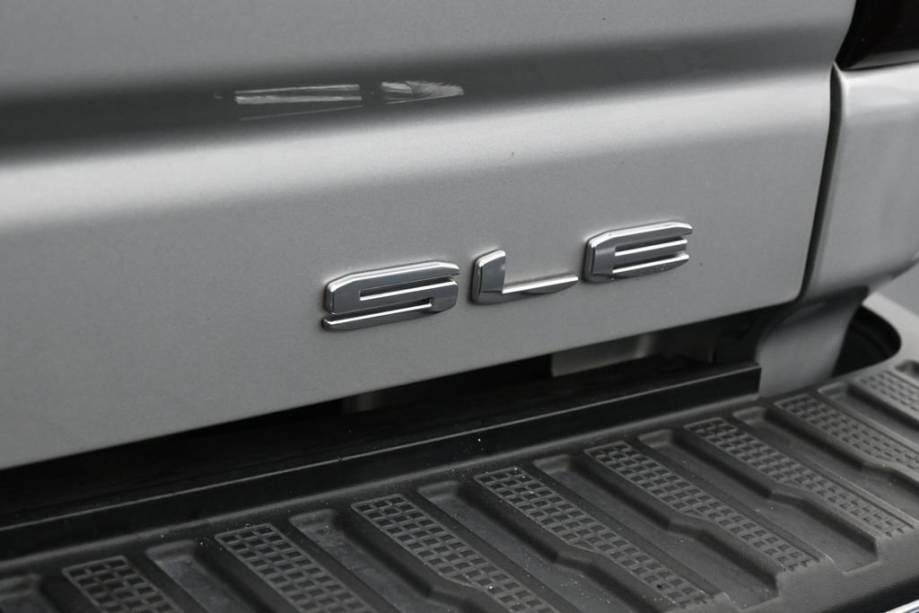 Used 2023 GMC Sierra 2500 SLE AWD/4WD image 32