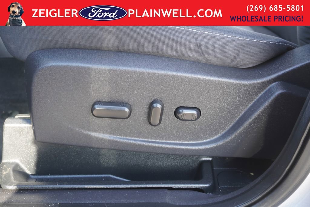 Used 2018 Ford Escape SE image 17