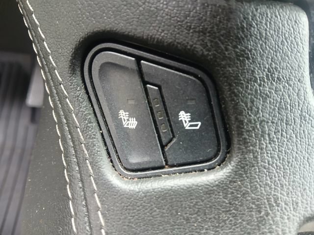 Used 2019 Chevrolet Suburban LT AWD/4WD image 23