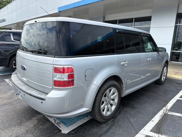 Used 2009 Ford Flex SE FWD image 3