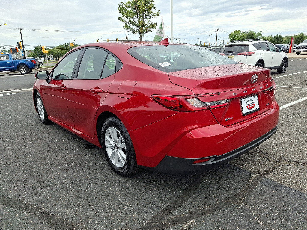 Used 2026 Toyota Camry LE FWD image 4