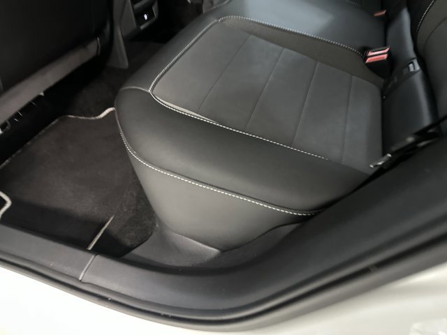 Certified 2023 Volkswagen Taos SE image 22