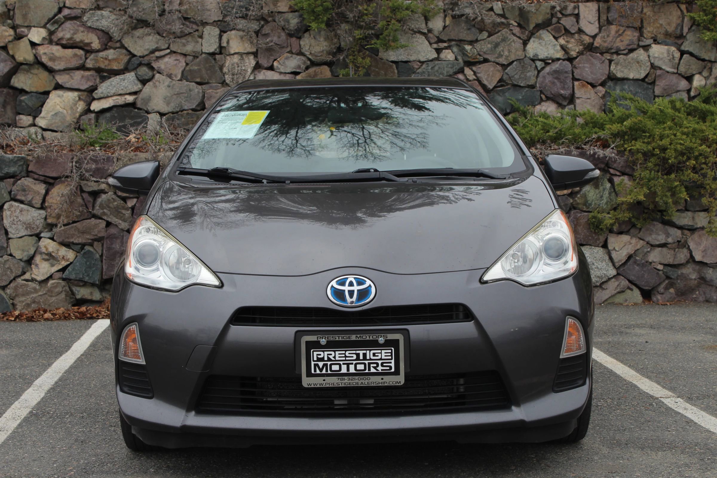 Used 2013 Toyota Prius C Two FWD image 3
