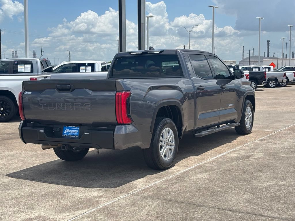 Used 2022 Toyota Tundra SR5 w/ Convenience Package RWD image 9