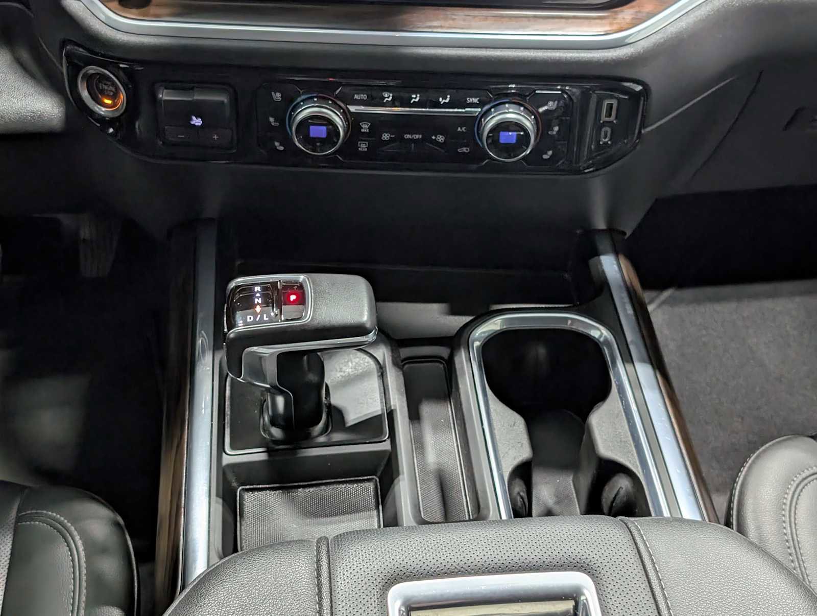 Certified 2022 GMC Sierra 1500 SLT AWD/4WD image 17