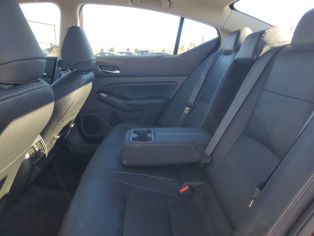 Used 2024 Nissan Altima 2.5 SL image 32